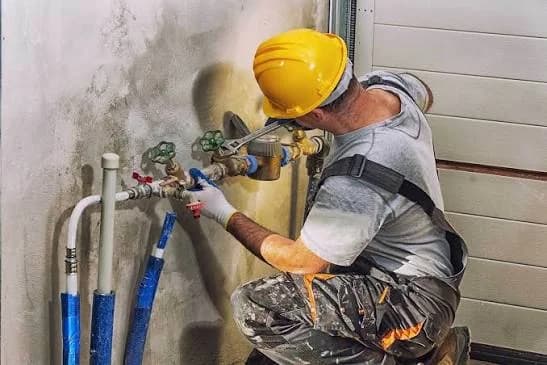 How a Professional Plumber Cleveland Can Handle Common Household Plumbing Problems